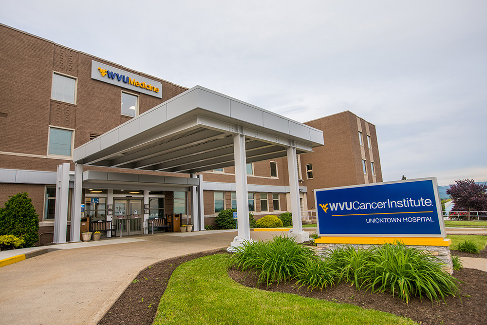 An exterior view of the entrance of the WVU Medicine Uniontown Hospital Annex.